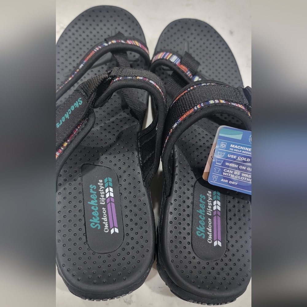 Skechers Black Womens Outdoor Lifestyle Sandals